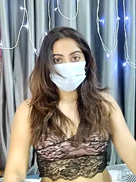 Snapshot of ISHA-STRIP chatting on March 24, 2026, 7:03 pm ISHA-STRIP online show from March 24, 2026, 7:03 pm