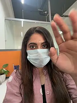 Snapshot of ISHA-STRIP chatting on March 25, 2026, 9:41 am ISHA-STRIP online show from March 25, 2026, 9:41 am