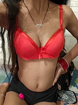 slim figure08 online show from March 20, 2026, 6:09 pm