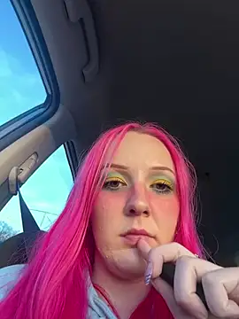 pinkhairfun16 online show from April 1, 2026, 12:02 am