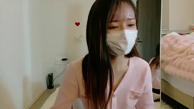 maichan v online show from February 28, 2026, 1:44 pm