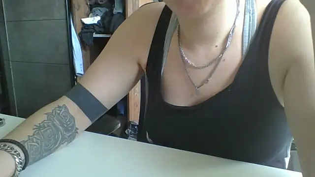 Geileboef28 online show from March 15, 2026, 2:13 pm