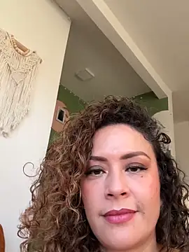 Elisabeth-rodriguez online show from April 22, 2026, 11:06 am