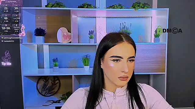 polly-cute online show from April 7, 2026, 8:10 pm