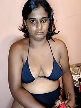 Snapshot of indianstrawberrylips4u chatting on February 24, 2026, 6:09 pm indianstrawberrylips4u online show from February 24, 2026, 6:09 pm