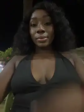Snapshot of ZarahFerreira chatting on June 11, 2026, 12:32 am ZarahFerreira online show from June 11, 2026, 12:32 am