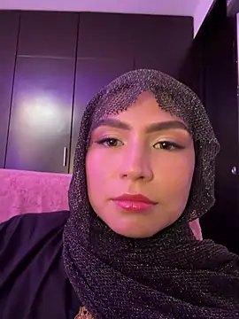 Snapshot of Darsha_Khemu chatting on April 17, 2026, 7:28 pm Darsha Khemu online show from April 17, 2026, 7:28 pm