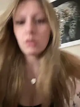 Snapshot of hyperafterdark chatting on February 21, 2026, 5:26 pm hyperafterdark online show from February 21, 2026, 5:26 pm