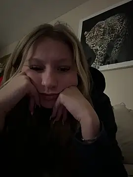 Snapshot of hyperafterdark chatting on March 3, 2026, 1:34 am hyperafterdark online show from March 3, 2026, 1:34 am