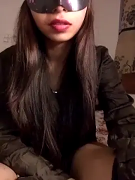 cute girl 29 online show from March 26, 2026, 4:38 pm