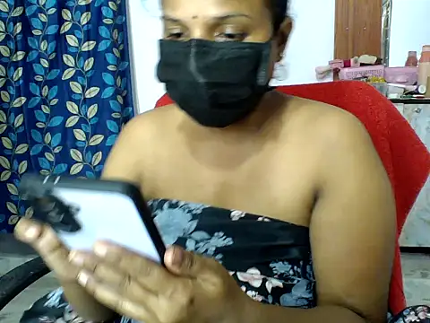 Snapshot of Angel_honeybear_143 chatting on June 26, 2026, 10:37 pm Angel honeybear 143 online show from June 26, 2026, 10:37 pm