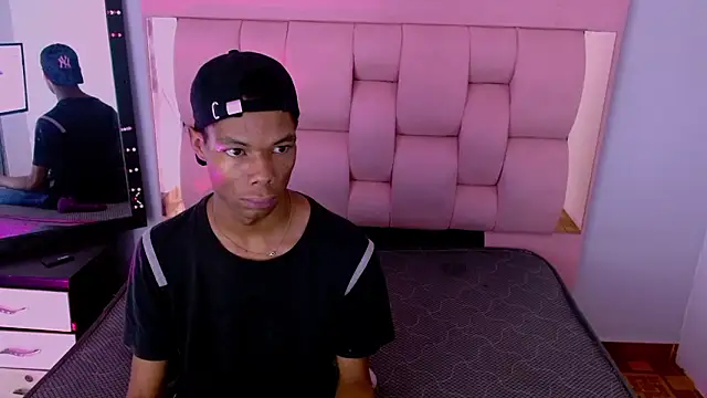 Santiago Ortiz  online show from March 1, 2026, 1:55 pm