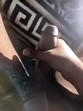 taherDzzf online show from April 10, 2026, 10:06 pm