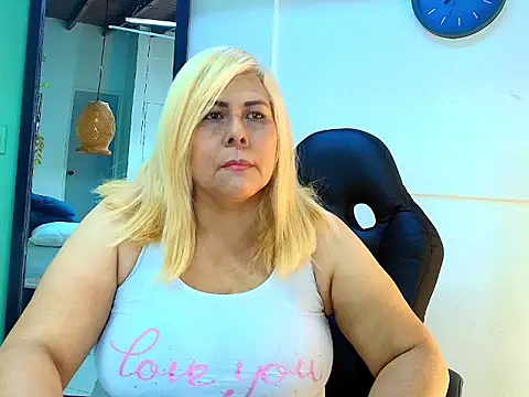 Snapshot of eva_colen50 chatting on March 7, 2026, 6:13 pm eva colen50 online show from March 7, 2026, 6:13 pm