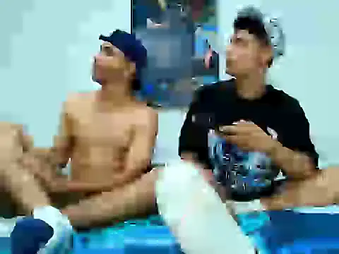 Eliassalvatore  online show from February 25, 2026, 5:57 pm