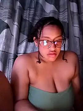 gigiblue89 online show from February 26, 2026, 6:57 am