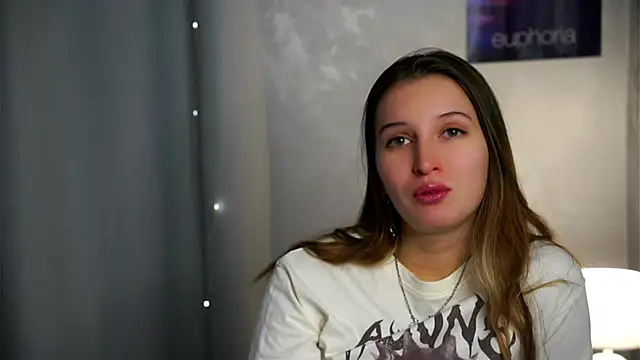 Snapshot of AshelyPeakes chatting on February 24, 2026, 1:17 am AshelyPeakes online show from February 24, 2026, 1:17 am