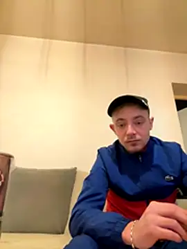 Crevette311 online show from November 22, 2025, 4:06 pm