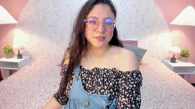 Angelie Rosebrm online show from April 9, 2026, 3:08 am