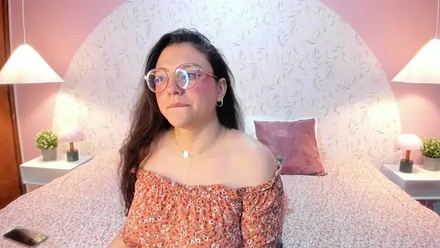 Angelie Rosebrm online show from April 2, 2026, 3:30 pm