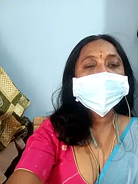 Snapshot of Raagini-Devi chatting on March 4, 2026, 9:28 am Raagini-Devi online show from March 4, 2026, 9:28 am