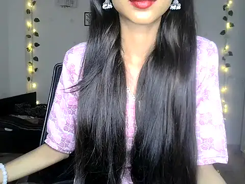 Snapshot of SIKSHA_SINGH chatting on May 31, 2026, 6:31 pm SIKSHA SINGH online show from May 31, 2026, 6:31 pm