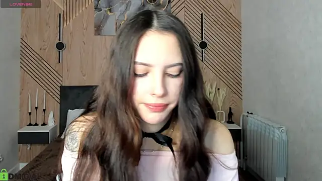 Snapshot of elise_robbie chatting on February 26, 2026, 1:05 am elise robbie online show from February 26, 2026, 1:05 am