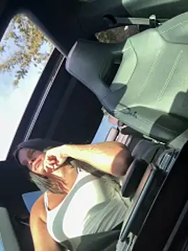 Snapshot of Destinylovex chatting on March 2, 2026, 9:49 am Destinylovex online show from March 2, 2026, 9:49 am