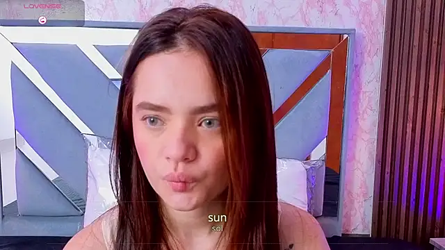 LittleeSara18 online show from May 31, 2026, 10:10 am