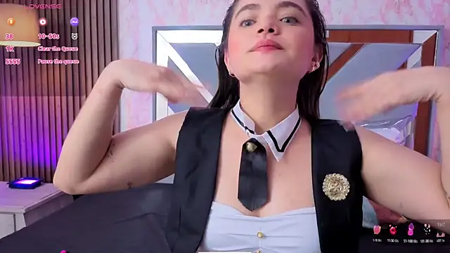 LittleeSara18 online show from March 22, 2026, 11:01 am