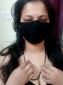 Snapshot of Desi_Heat_Couple chatting on March 1, 2026, 12:27 pm Desi Heat Couple online show from March 1, 2026, 12:27 pm