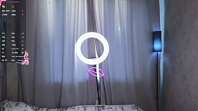 DevilWearsPradaa online show from March 7, 2026, 2:22 pm