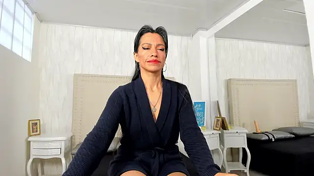 Snapshot of FernandaAvilax chatting on May 8, 2026, 7:17 pm FernandaAvilax online show from May 8, 2026, 7:17 pm