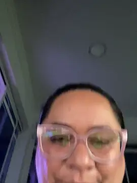 Snapshot of Melanny69x chatting on May 3, 2026, 2:16 am Melanny69x online show from May 3, 2026, 2:16 am