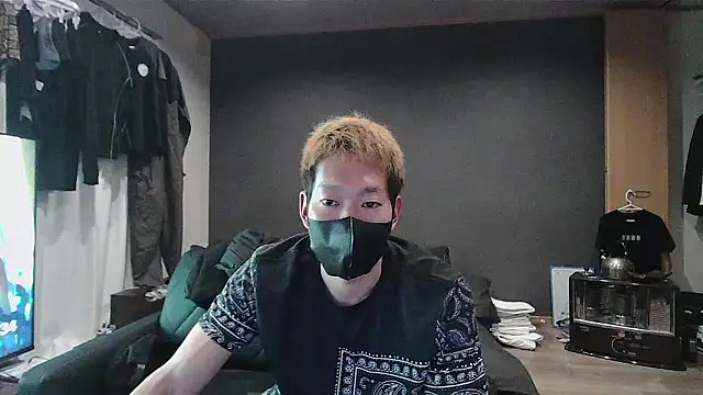 Snapshot of ryuaaaaa chatting on February 26, 2026, 5:35 pm ryuaaaaa online show from February 26, 2026, 5:35 pm