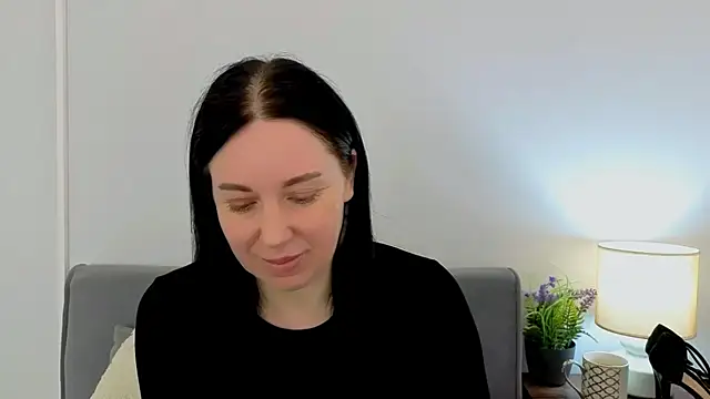 MiaFair online show from March 27, 2026, 4:19 pm