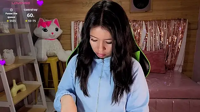 Kylia a online show from April 12, 2026, 1:03 pm