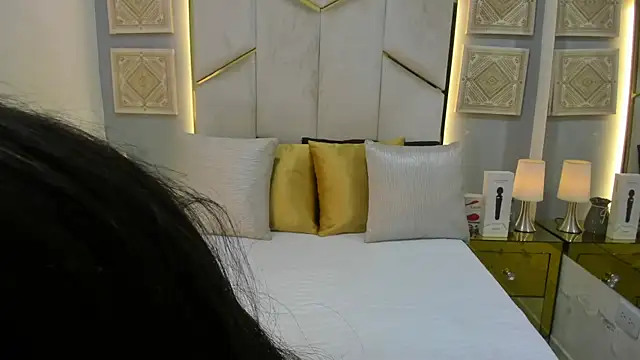 KarinaaCoxx online show from July 19, 2026, 12:02 pm
