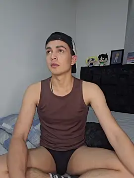 NewYoungHot online show from March 5, 2026, 9:00 pm