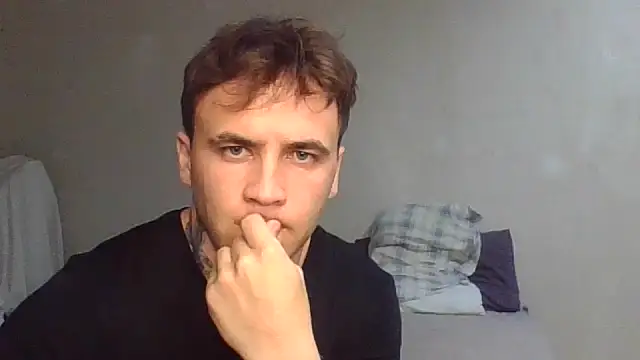 Snapshot of Denis_sport chatting on May 18, 2026, 4:45 pm Denis sport online show from May 18, 2026, 4:45 pm