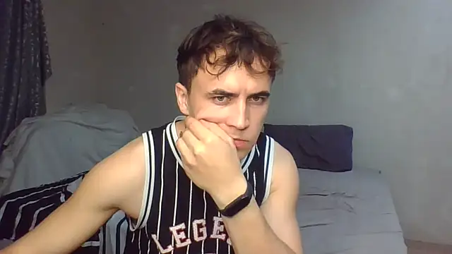 Snapshot of Denis_sport chatting on May 25, 2026, 5:44 pm Denis sport online show from May 25, 2026, 5:44 pm