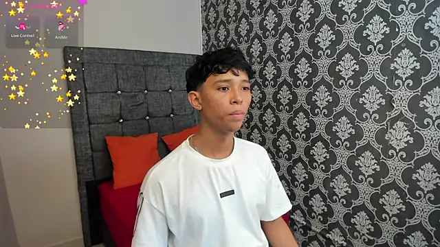 Snapshot of Little_Twink19x chatting on July 12, 2026, 7:37 pm Little Twink19x online show from July 12, 2026, 7:37 pm
