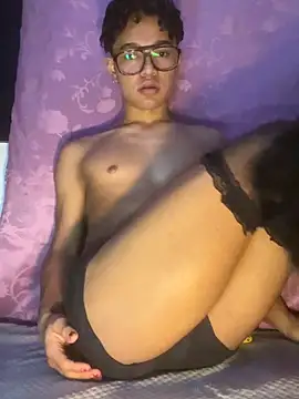 VixHot15 online show from April 2, 2026, 2:41 am