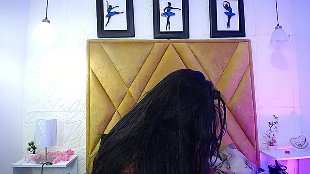 Snapshot of Sophie_Galli chatting on February 28, 2026, 11:21 am Sophie Galli online show from February 28, 2026, 11:21 am