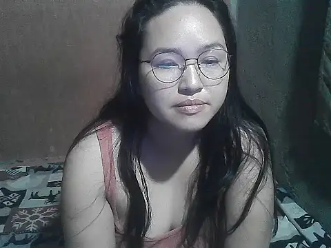 wildchinita00 online show from March 16, 2026, 10:12 pm