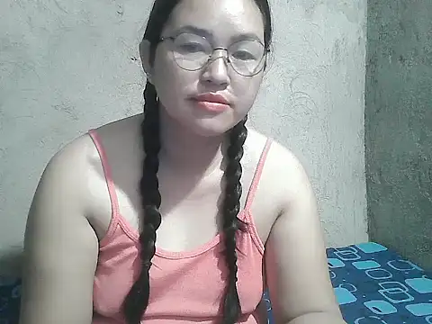 Snapshot of wildchinita00 chatting on June 1, 2026, 9:25 pm wildchinita00 online show from June 1, 2026, 9:25 pm