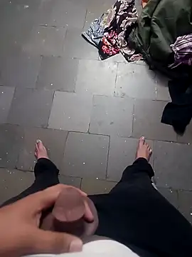 Desibull1243 online show from February 20, 2026, 12:29 pm