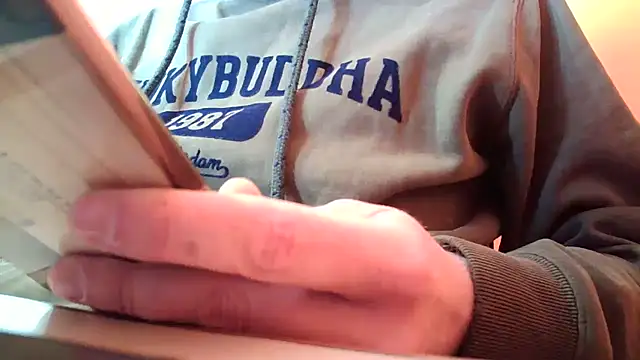 Snapshot of truble78 chatting on March 3, 2026, 10:11 am truble78 online show from March 3, 2026, 10:11 am