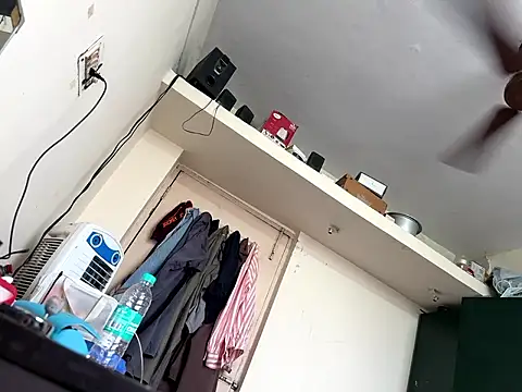 Snapshot of neekosam12 chatting on March 3, 2026, 11:50 am neekosam12 online show from March 3, 2026, 11:50 am