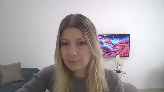 Snapshot of Foxy_Bright chatting on March 3, 2026, 12:45 pm Foxy Bright online show from March 3, 2026, 12:45 pm